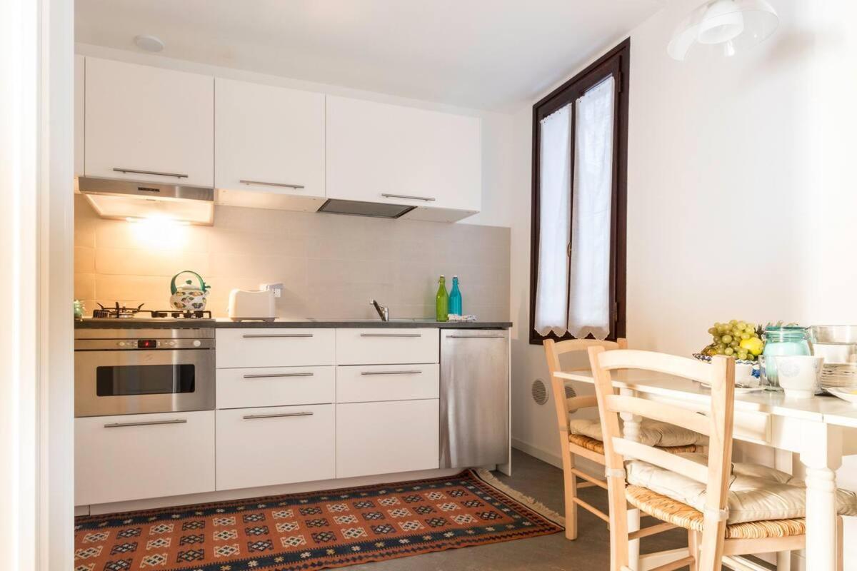L'Altalena Di Francesca Apartment Venice Luaran gambar